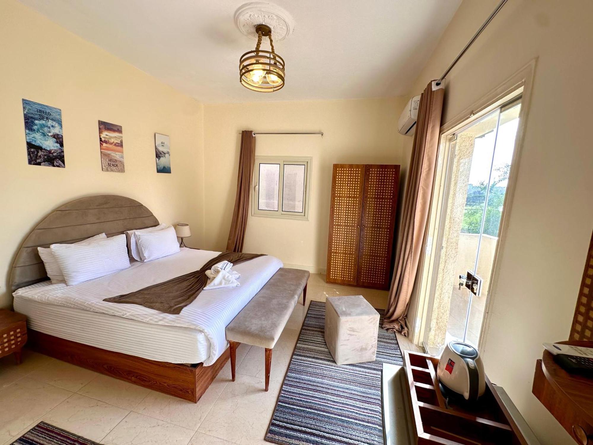 Golf Pyramids View Hotel Kafrat al Jabal Exterior foto